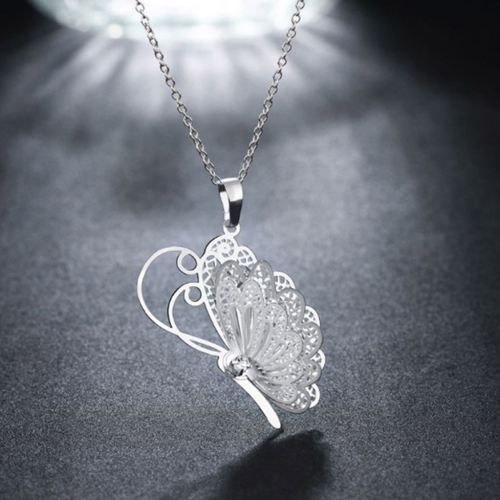 ❤️4 for $20 Sale❤️ Silver butterfly necklace - Picture 3 of 4